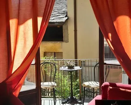 Semesterbostad In Dimora Storica Con Patio Fiorito